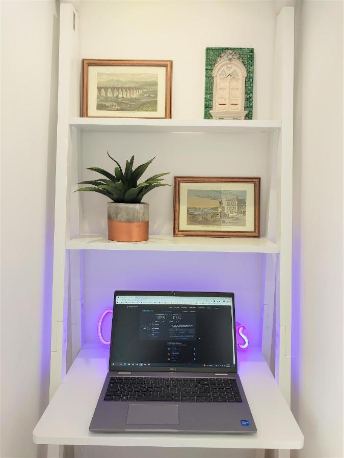 דירות Historic Gem & Modern Loft In The Heart Of ליסבון מראה חיצוני תמונה